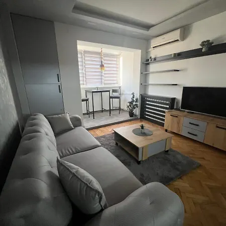 Central Sky View Apartment Belgrade Exterior photo